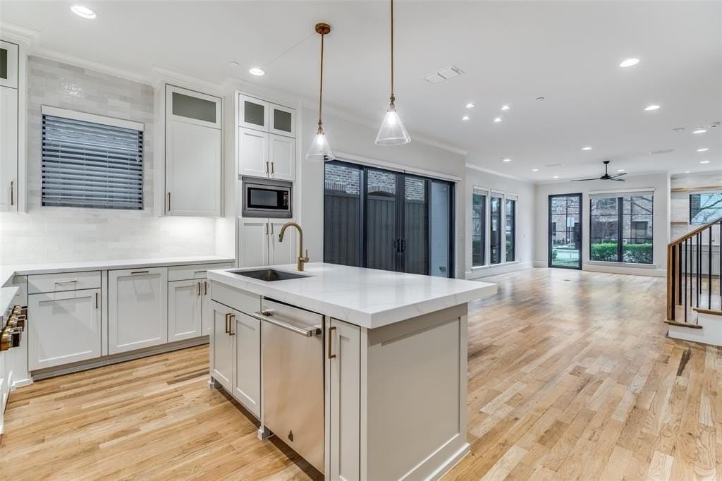 4336 Emerson Ave - Photo 6 of 12