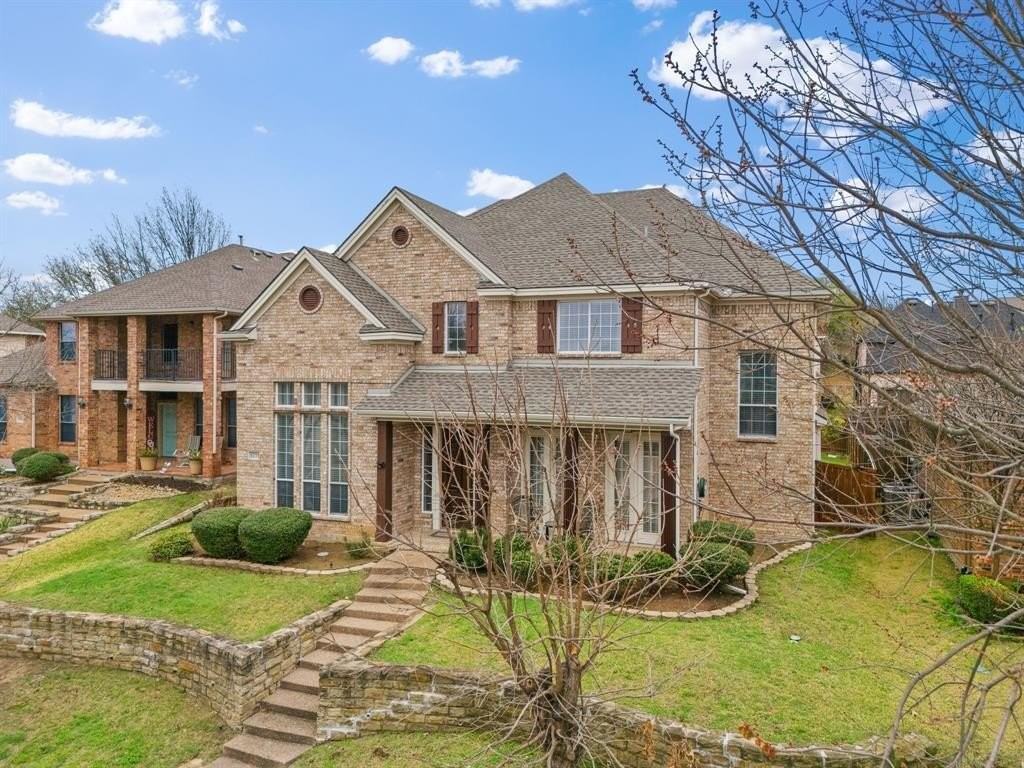 1571 Coastal Dr - Photo 2 of 36