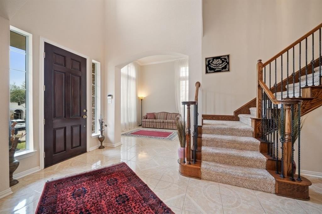 1571 Coastal Dr - Photo 4 of 36