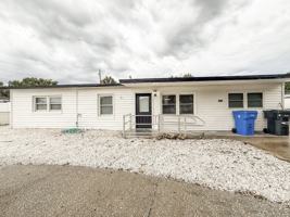 featured image of Cresthill Dr