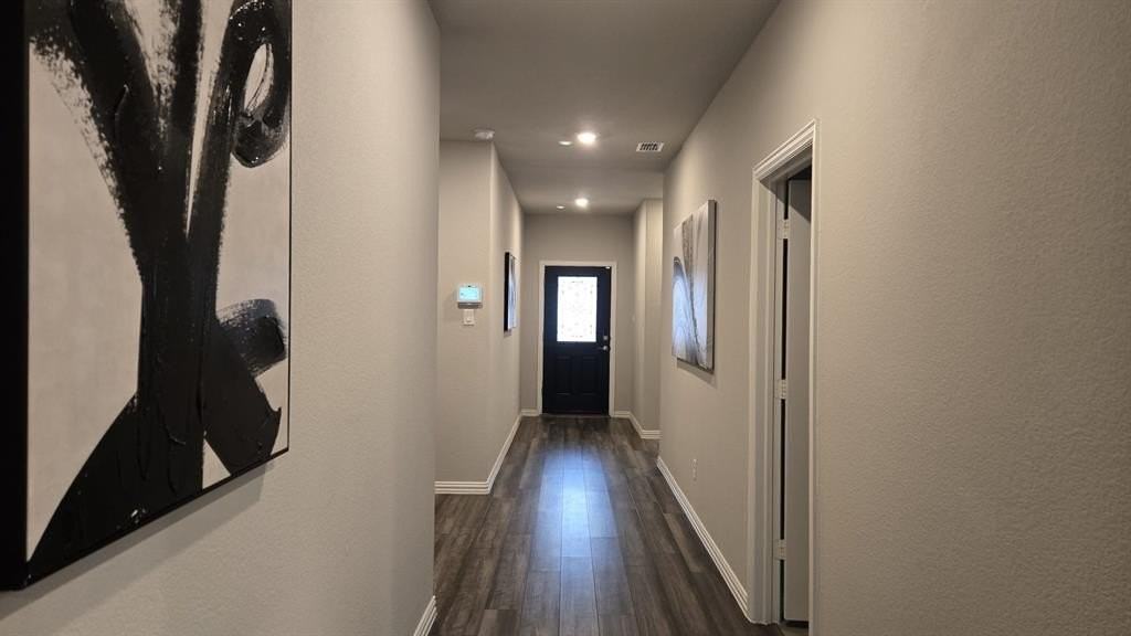 3401 Triumph Dr - Photo 3 of 25