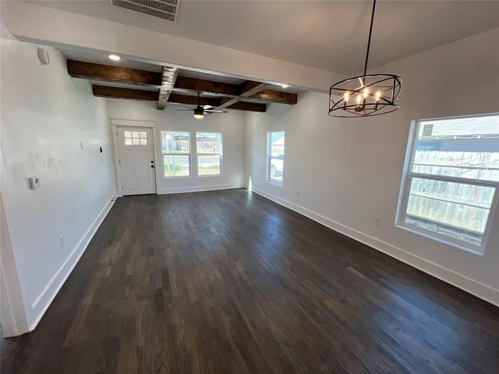 825 Texas St - Photo 4 of 15