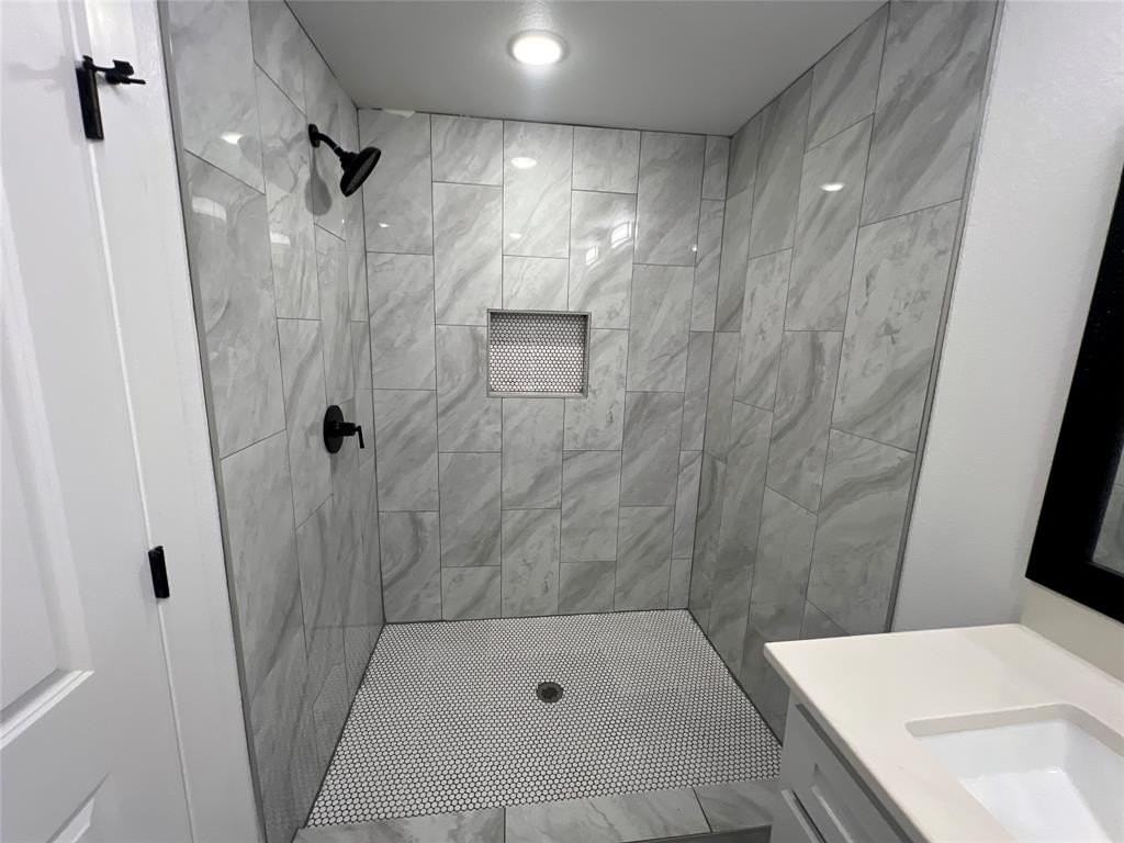 825 Texas St - Photo 7 of 15