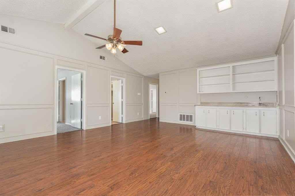 310 Candlewood Pl - Photo 6 of 17