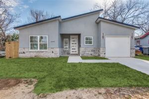 featured image of 2844 Oakdale St