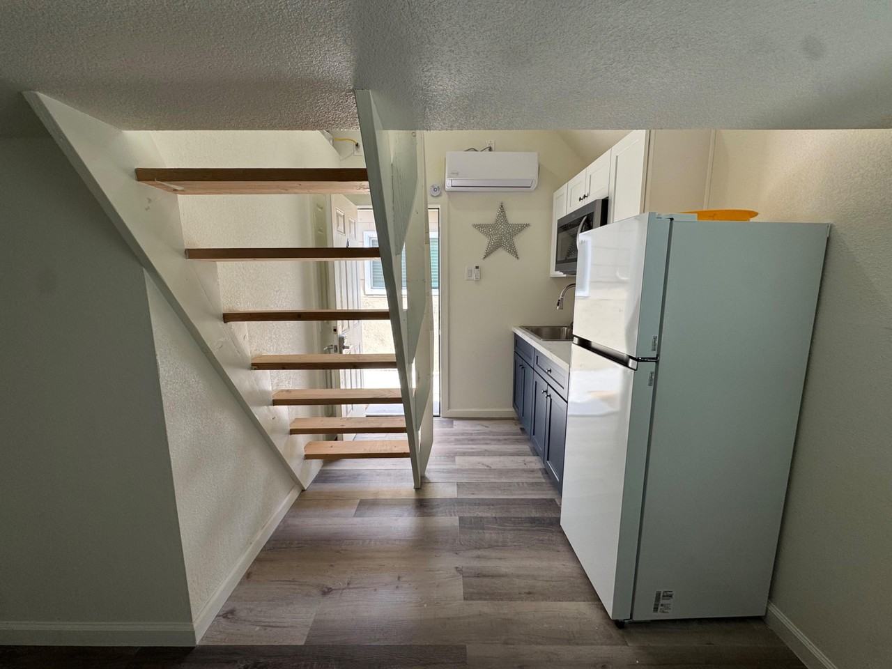 Donna St - Photo 6 of 9