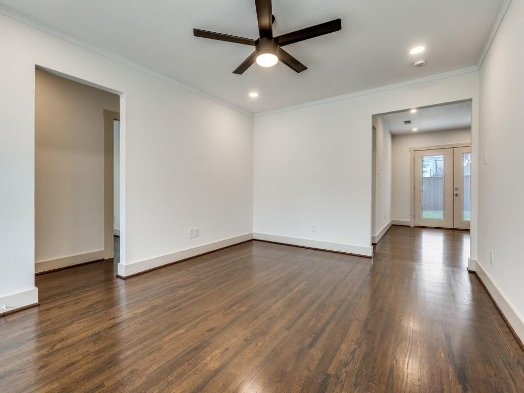 8815 Graywood Dr - Photo 3 of 12