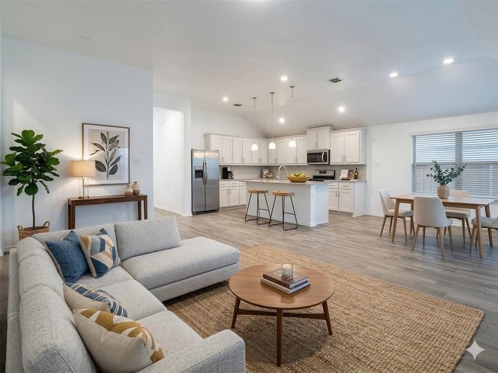 3149 Guyana Rd - Photo 3 of 9