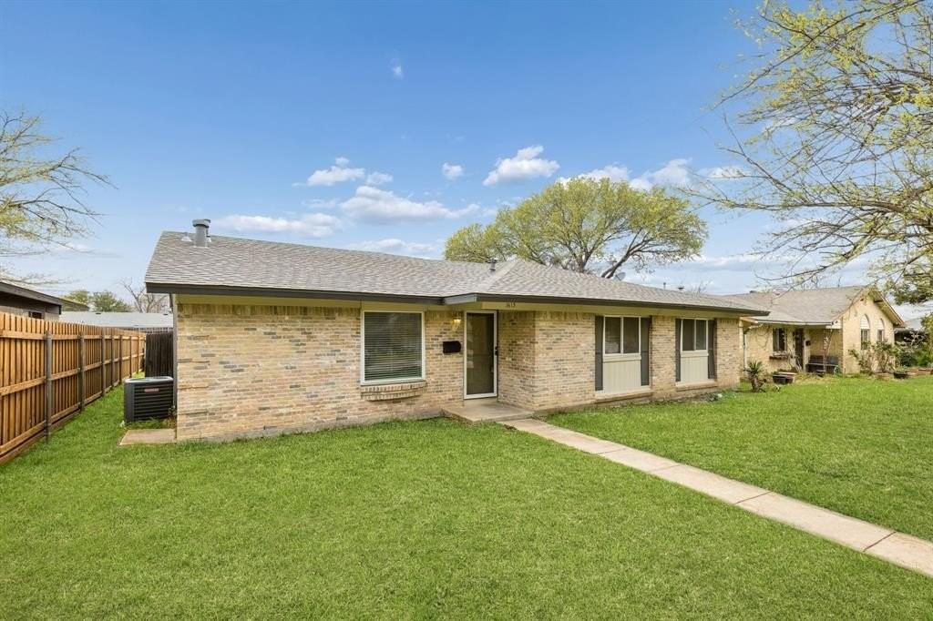 1413 Judy Dr - Photo 2 of 25