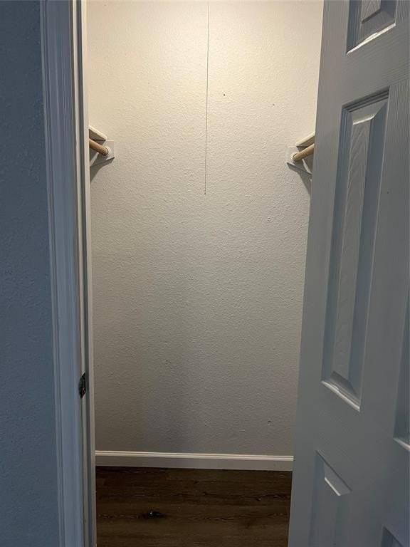 402 Linda St - Photo 5 of 10