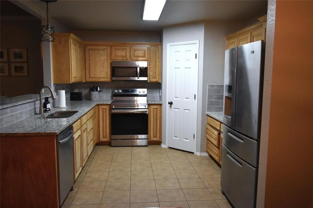 1008 Redfish Dr - Photo 6 of 16