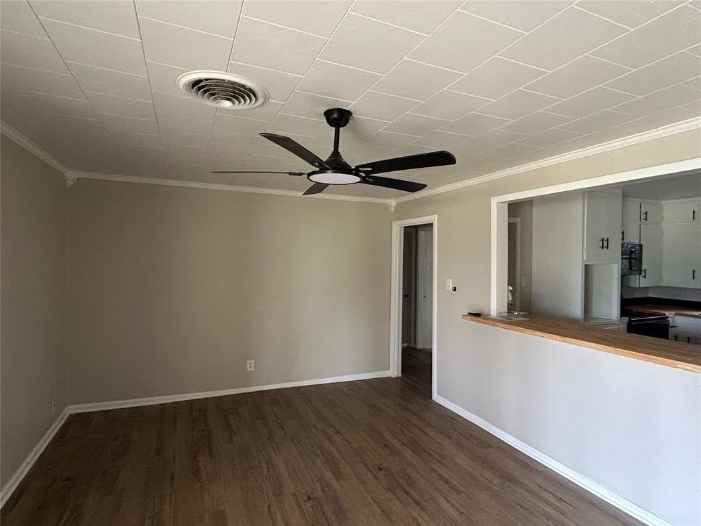 806 E Beth St - Photo 2 of 12