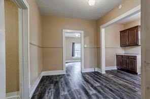 3211 Bideker Ave - Photo 7 of 18