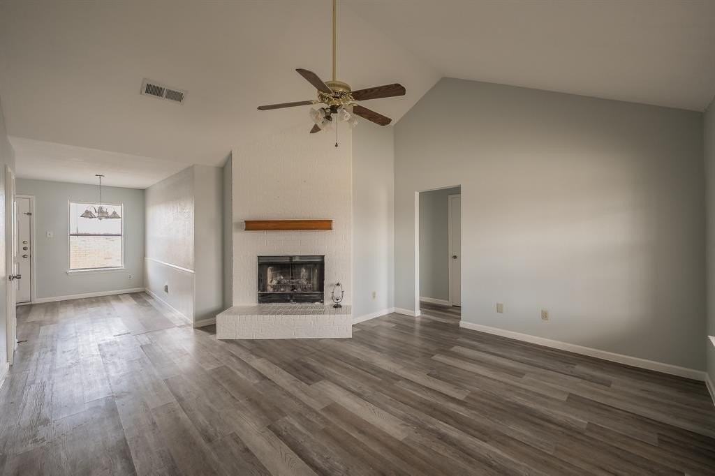 420 Signal Hill Ct N - Photo 4 of 30