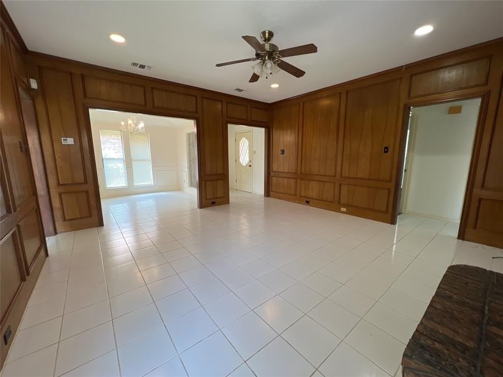 1519 Shonka Dr - Photo 4 of 16