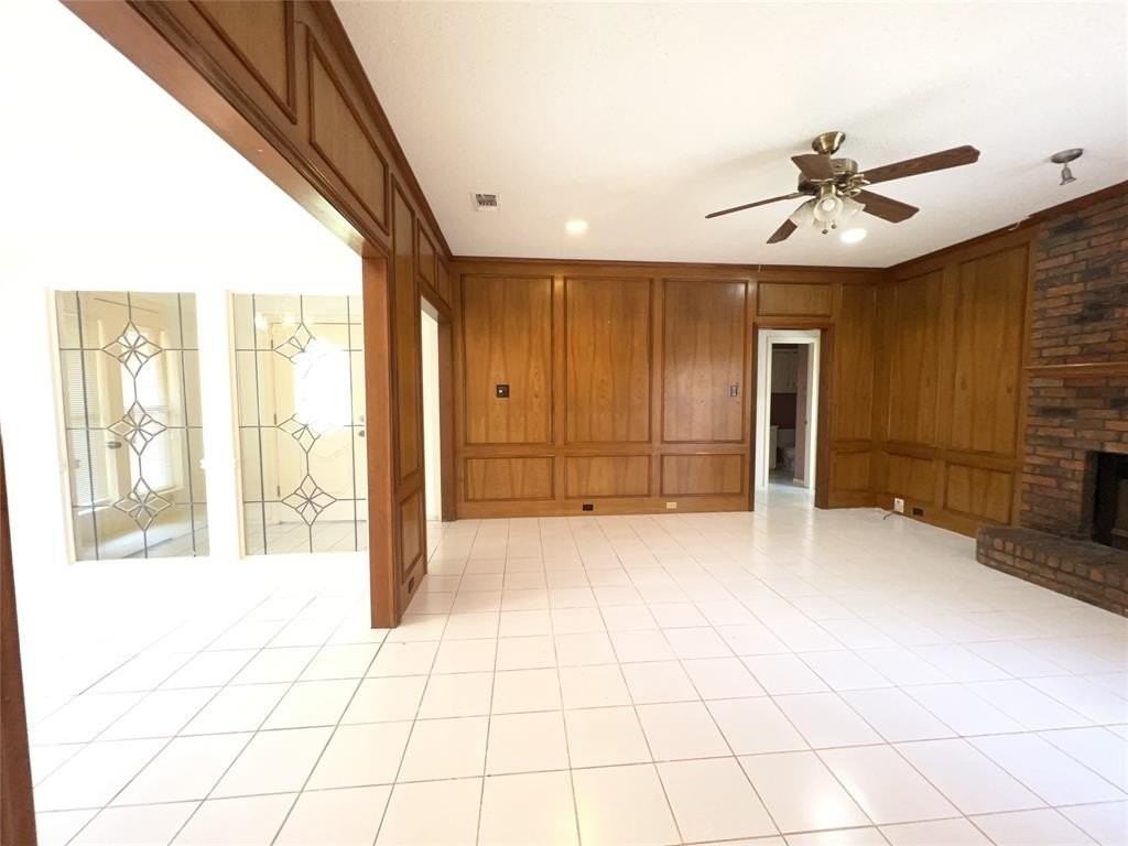 1519 Shonka Dr - Photo 6 of 16