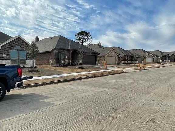 1739 Wooley Way - Photo 2 of 11