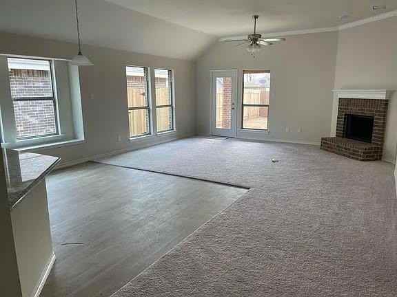 1739 Wooley Way - Photo 4 of 11