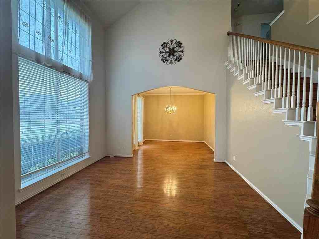 3615 Elmsted Dr - Photo 6 of 29