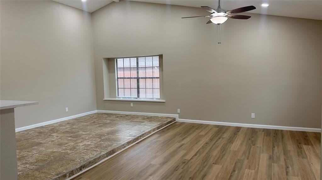 1413 Colmar Dr - Photo 2 of 27