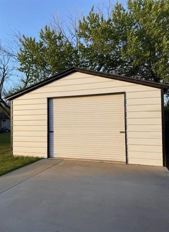 362 Michael Ln - Photo 3 of 11