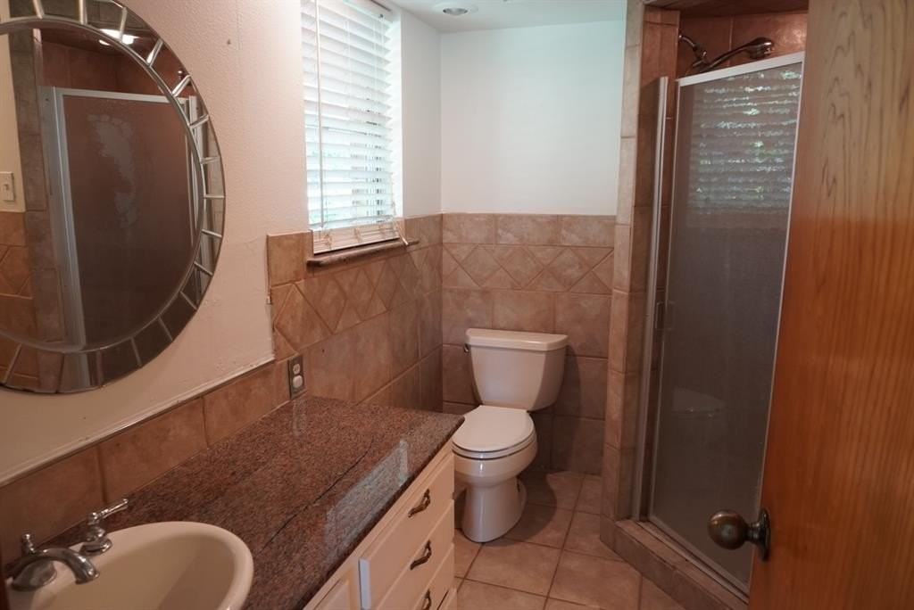 821 N Hampton Rd - Photo 7 of 13