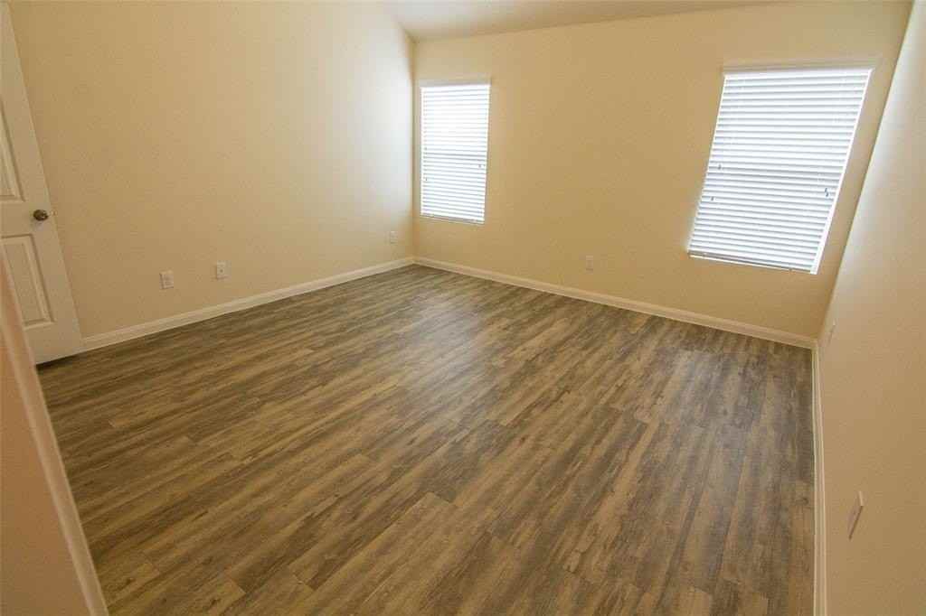 3607 Joshua St - Photo 6 of 9