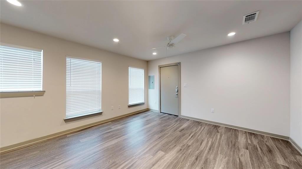 6304 Prospect Ave #202 - Photo 6 of 24