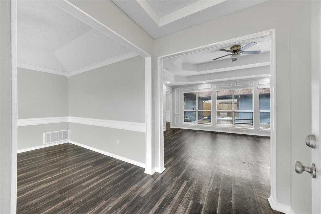 3309 Pony Dr - Photo 5 of 37