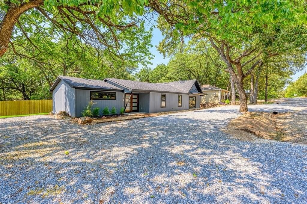 276 Windsor Dr - Photo 5 of 35