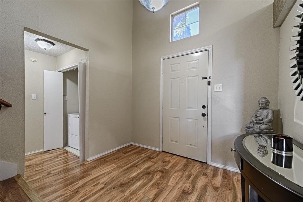 4415 Cordova Ln - Photo 5 of 28