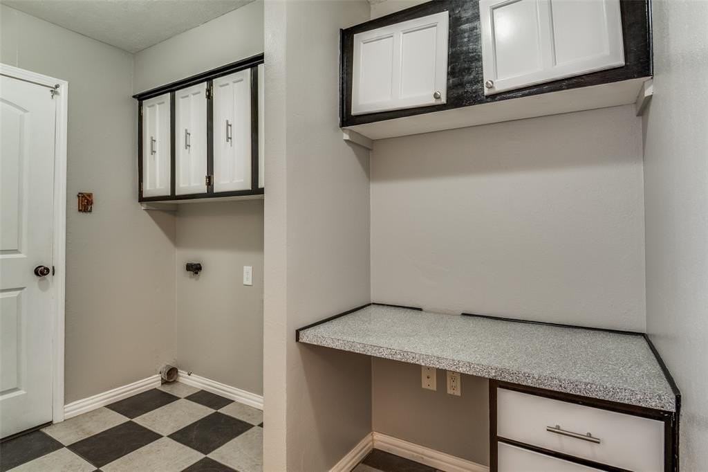 2010 Vail Dr - Photo 5 of 12