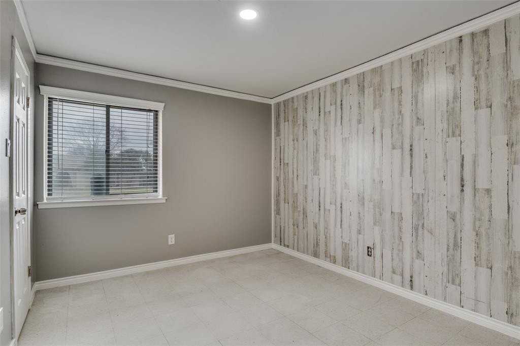 2010 Vail Dr - Photo 6 of 12