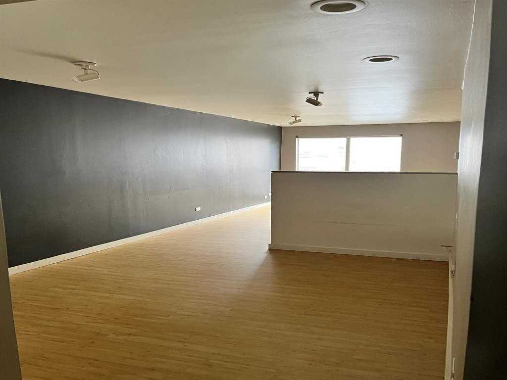 4343 Travis St #10 - Photo 7 of 10