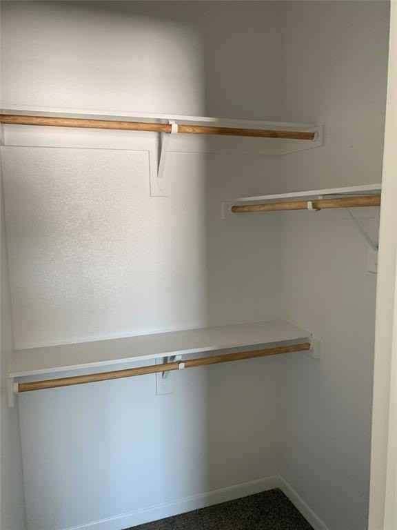 2409 N Hickory St - Photo 5 of 10