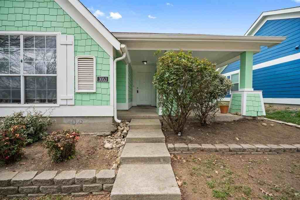 3053 Hopewell Ln - Photo 4 of 32