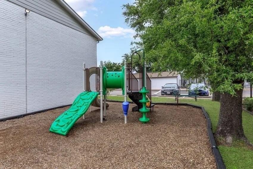 6115 Jack Finney Blvd - Photo 6 of 9