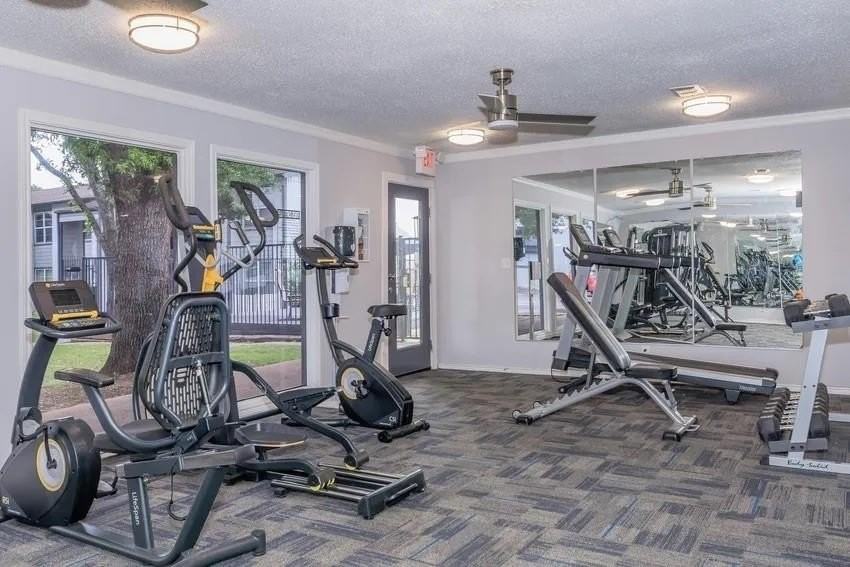 6115 Jack Finney Blvd - Photo 7 of 9