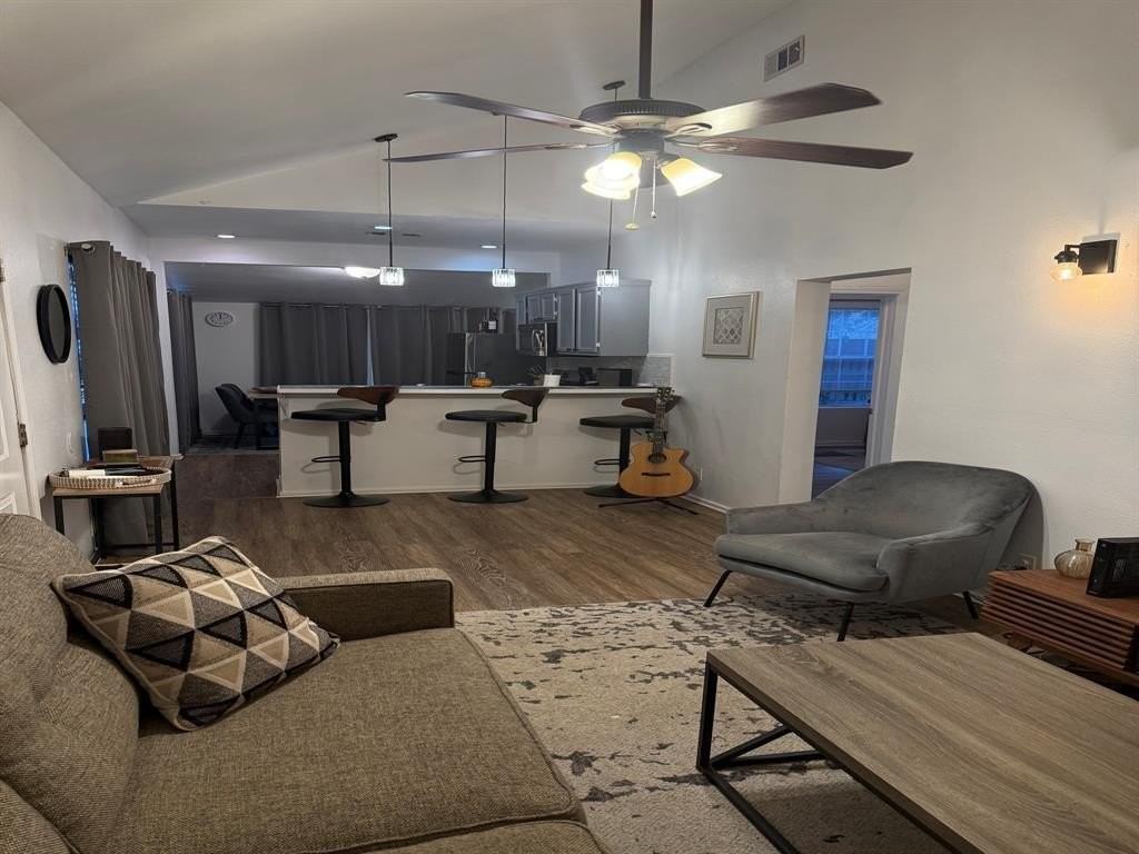 4347 Travis St #4347 - Photo 2 of 12