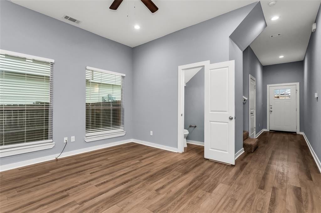 206 Pecan Holw - Photo 6 of 26