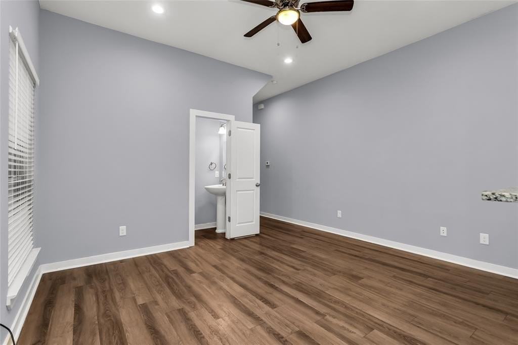 206 Pecan Holw - Photo 7 of 26