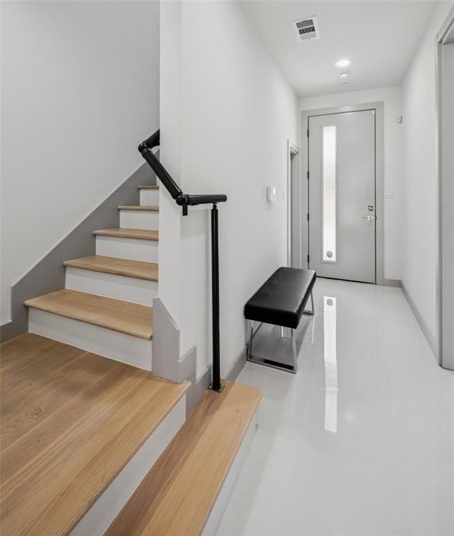 1880 Beaumont St - Photo 3 of 38