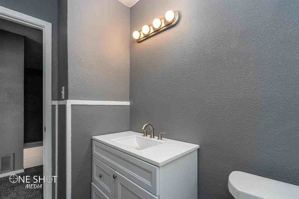 4615 N 2nd St - Photo 6 of 21