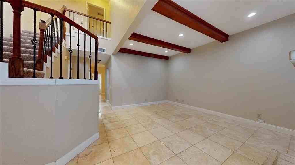 564 Josephine St - Photo 3 of 18