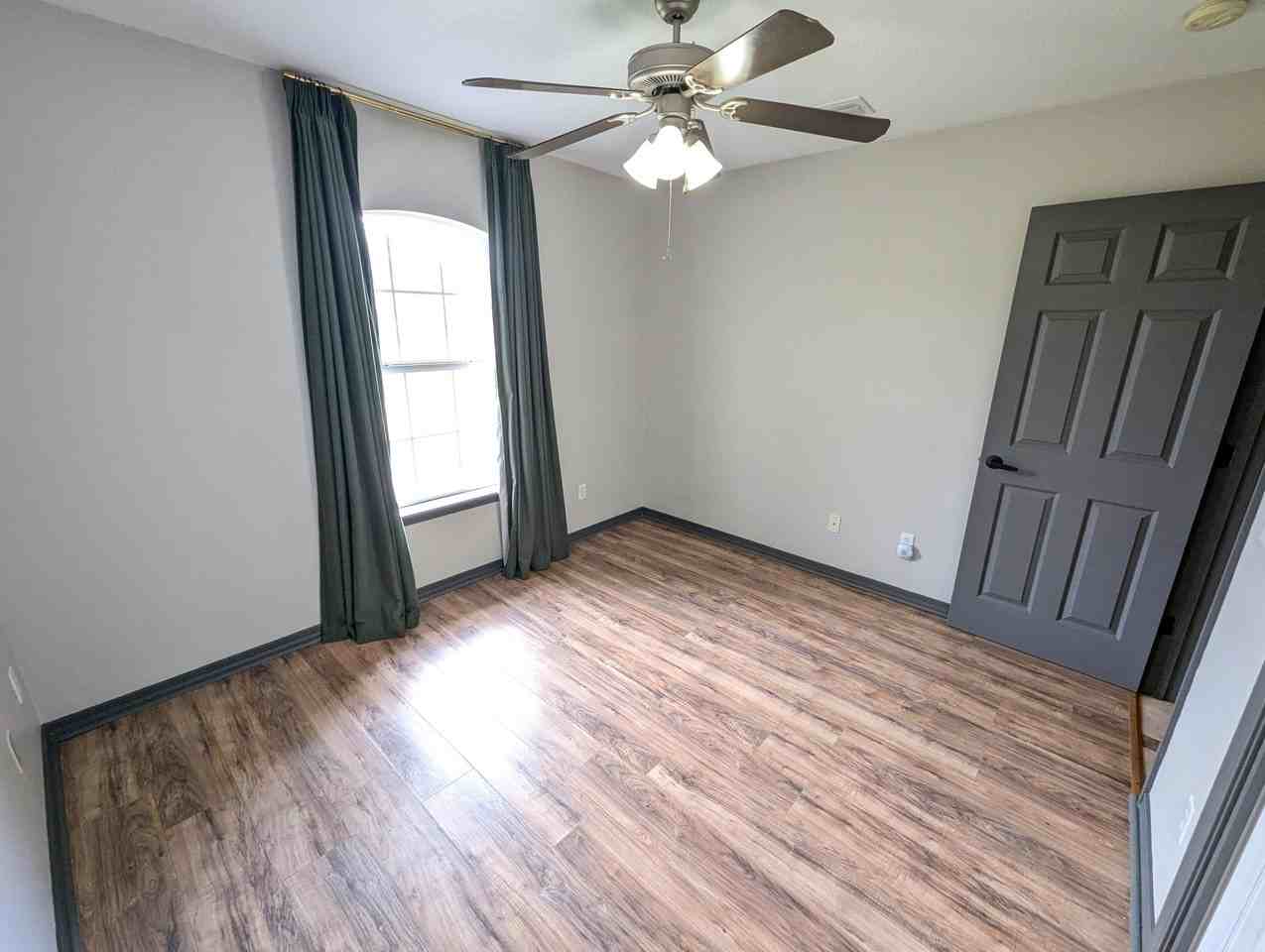 1909 Sunrise Dr - Photo 7 of 29