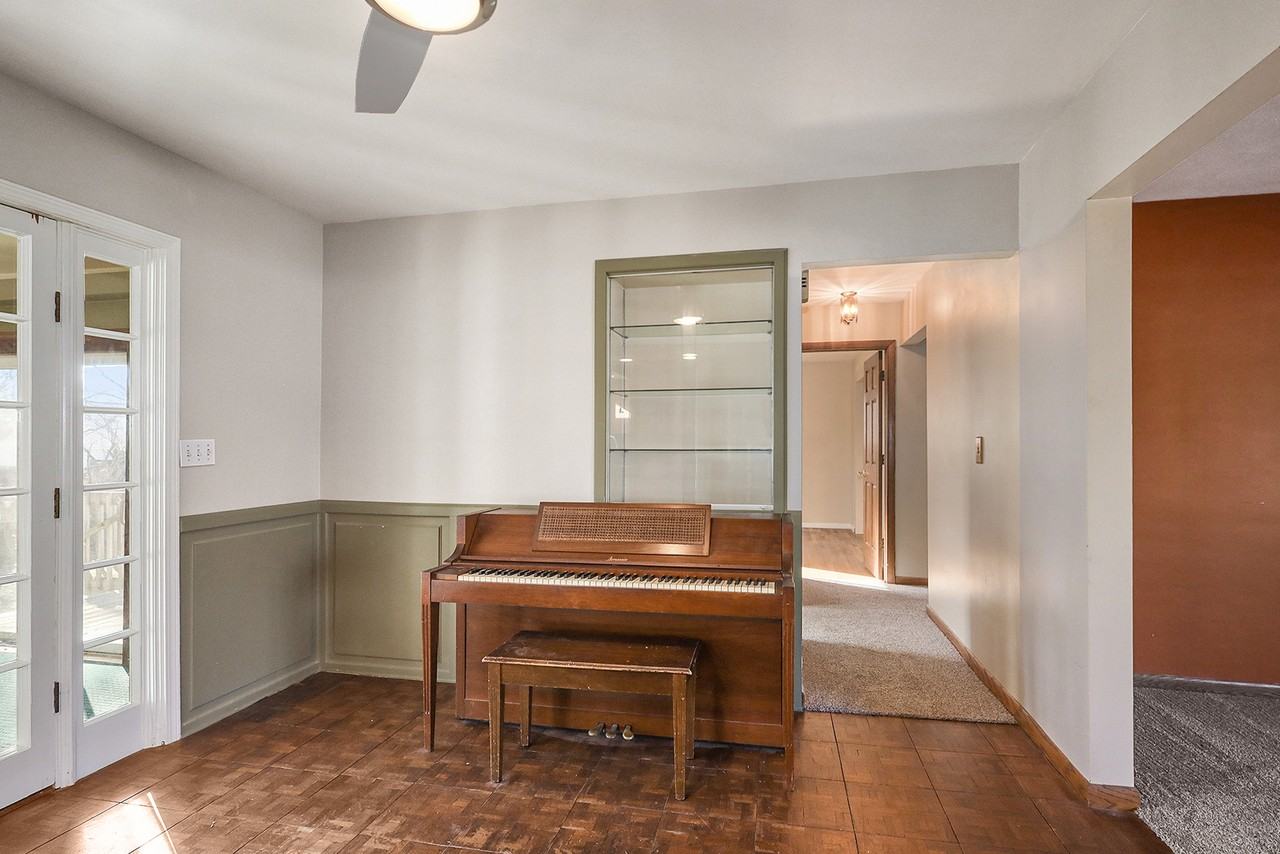 1320 54th St Se #1 - Photo 6 of 30