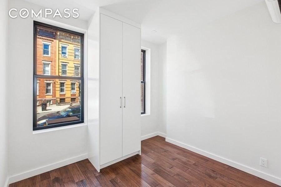 1718 Woodbine St #1L - Photo 6 of 12