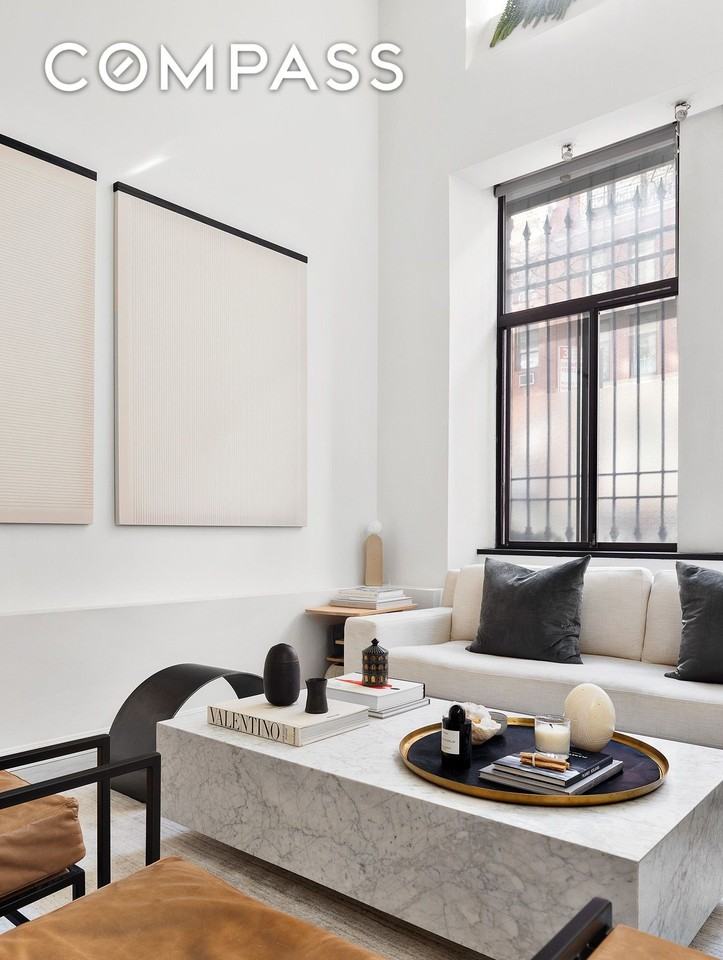 155 W 15th St #1J - Photo 3 of 12