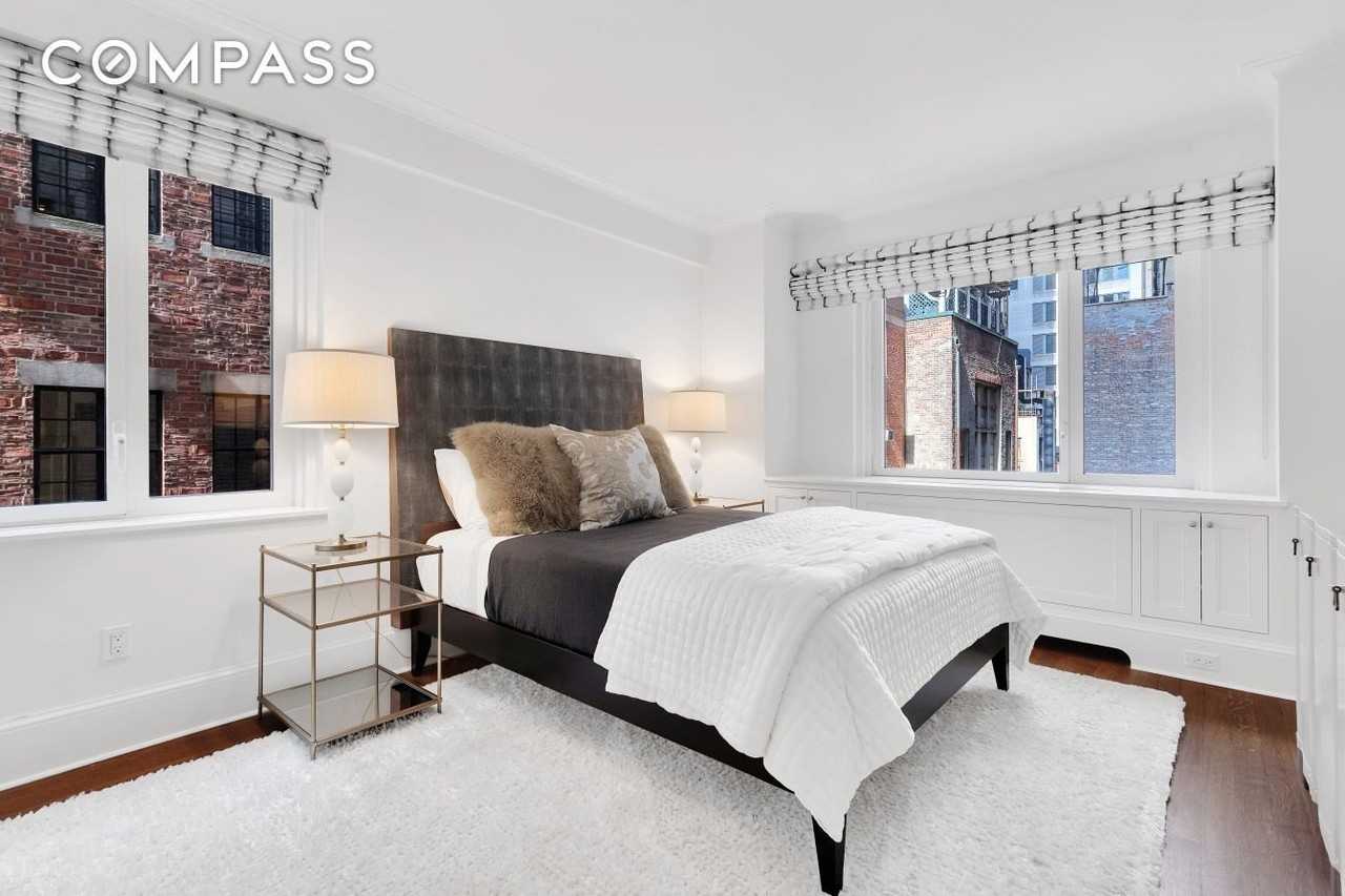 530 Park Ave #4A - Photo 6 of 16