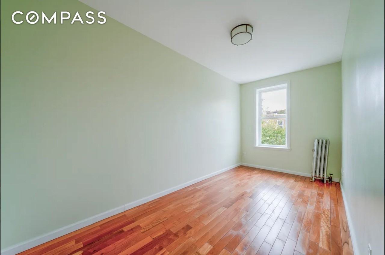 96 E 32nd St #2 - Photo 4 of 5